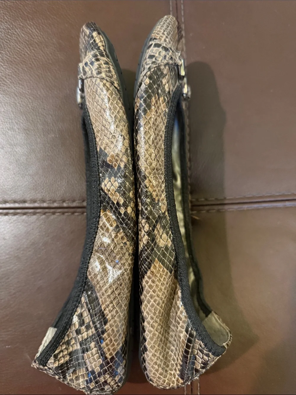 ME TOO skin ballet flats with silver  Horse bit Detail